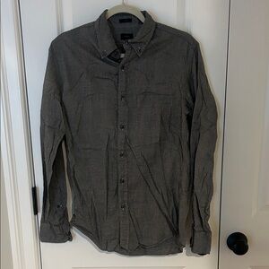 Women's Gray Button-Up Shirt